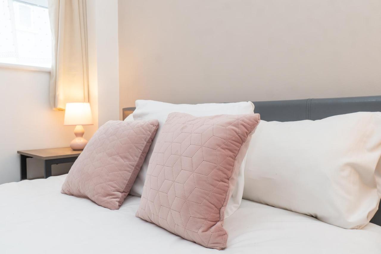 בריסטול Spacious 2 Bed Southville Flat Near Harbourside מראה חיצוני תמונה